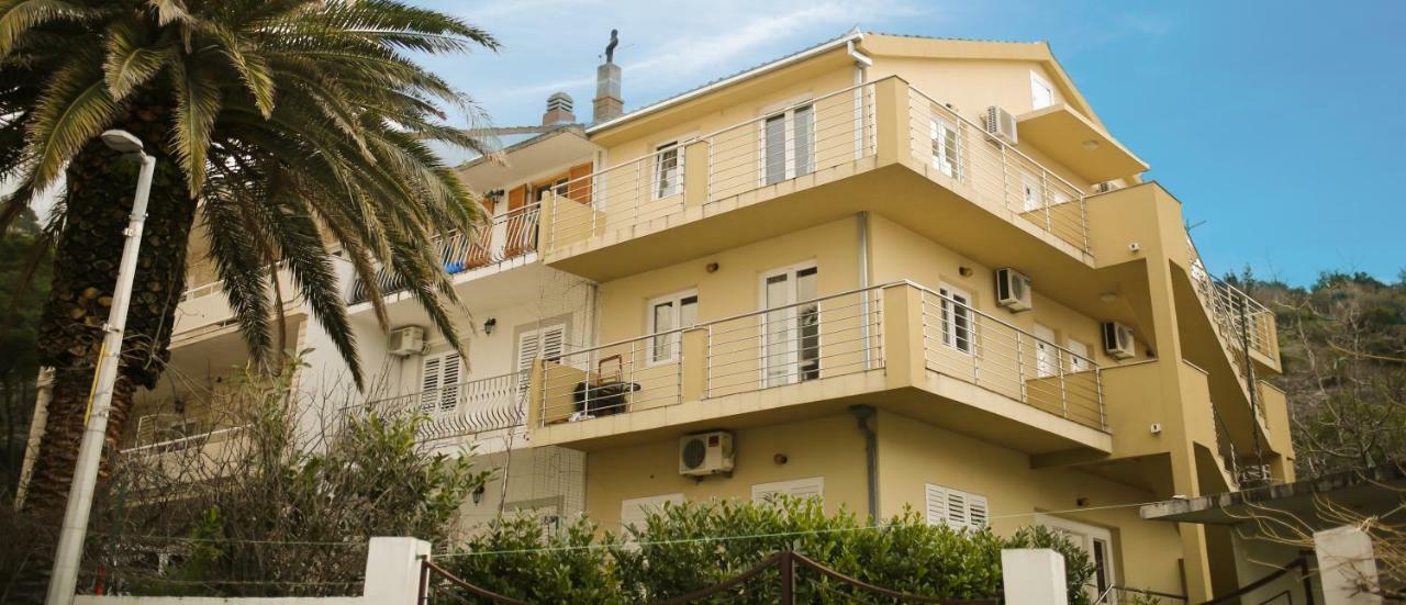 Apartments Alma Podgora Eksteriør billede