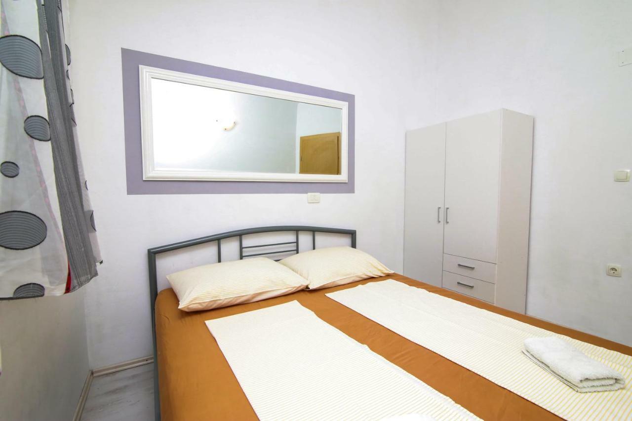 Apartments Alma Podgora Eksteriør billede