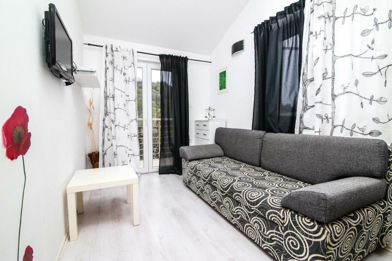 Apartments Alma Podgora Eksteriør billede