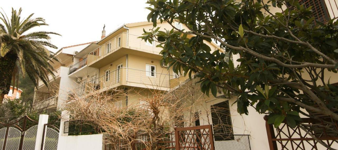 Apartments Alma Podgora Eksteriør billede